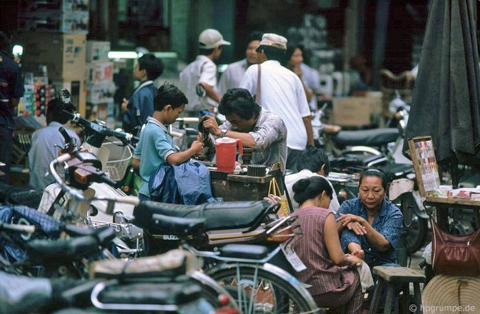 Cuộc sống thường ngày ở Sài Gòn, 1991.